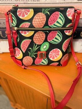 Dooney & Bourke Black Ambrosia-Print Crossbody with Coral Trim EUC